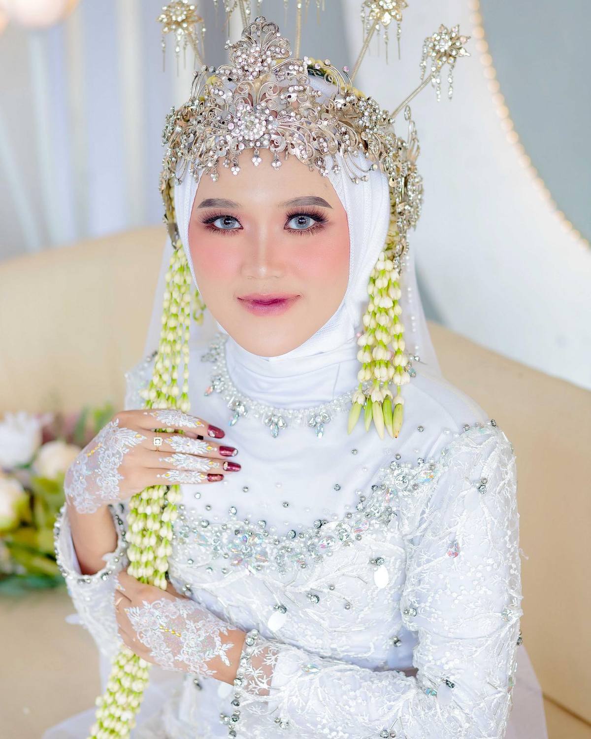 Makeup for a traditional ceremony